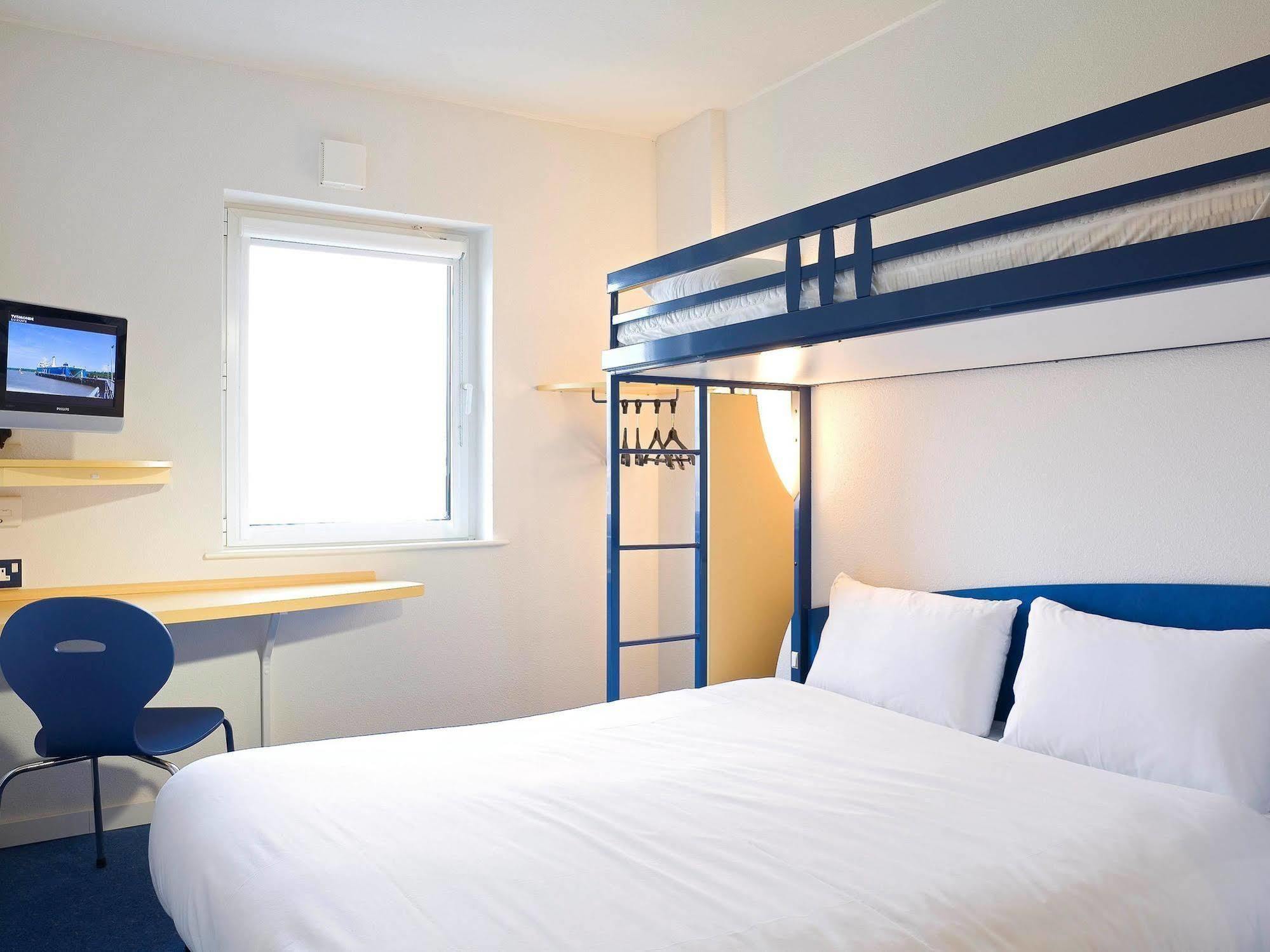 Ibis Budget Rennes Route De Saint Malo Montgermont Exterior foto
