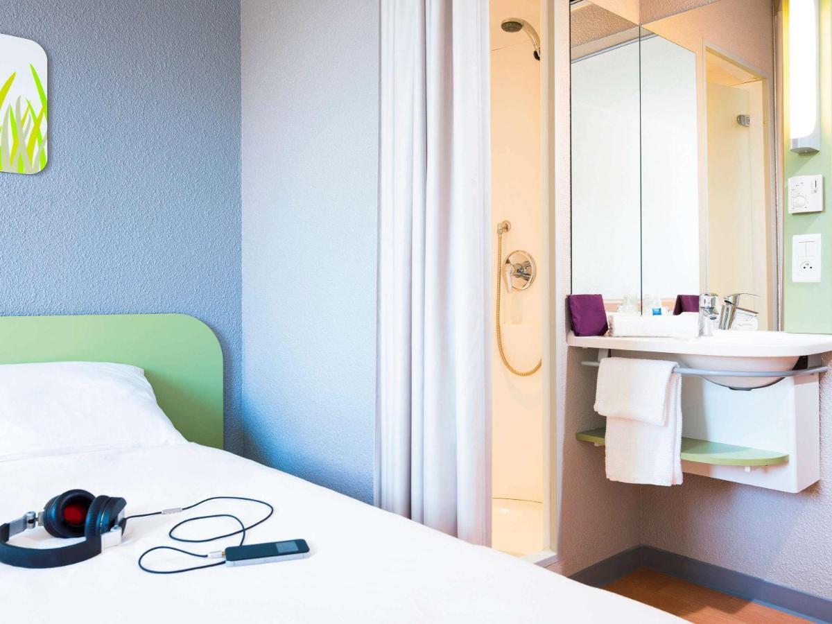 Ibis Budget Rennes Route De Saint Malo Montgermont Exterior foto